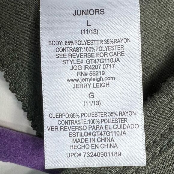 Jerry Leigh Long Sleeve Keyhole Skull Shirt - Picture 5 of 6